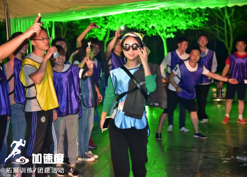 篝火晚會4.jpg 篝火晚會4.jpg